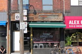 Pizzaria Libretto, Ossington St com Dundas St W